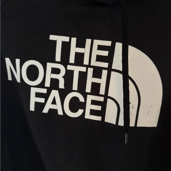 The North Face Women's Black Logo Hoodie - Picture 2 of 4